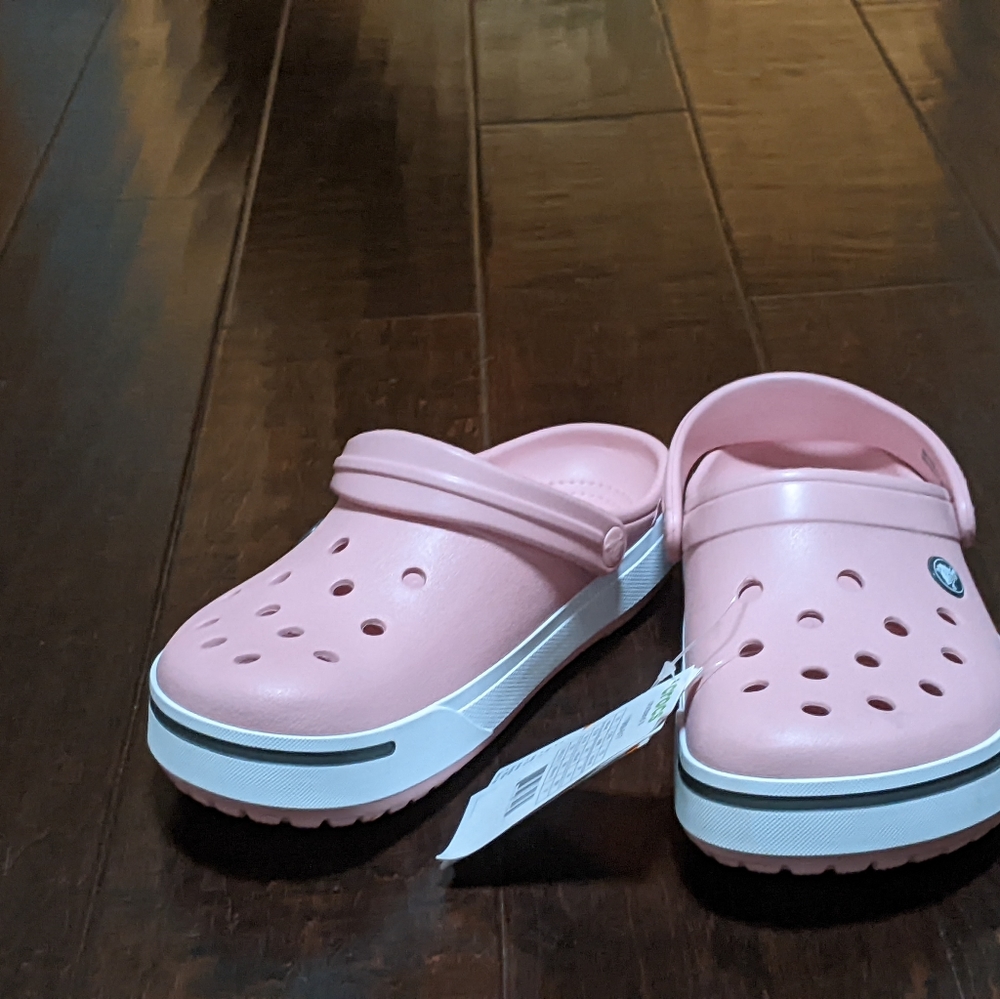 Light Pink Crocs Size: M/6 W/8